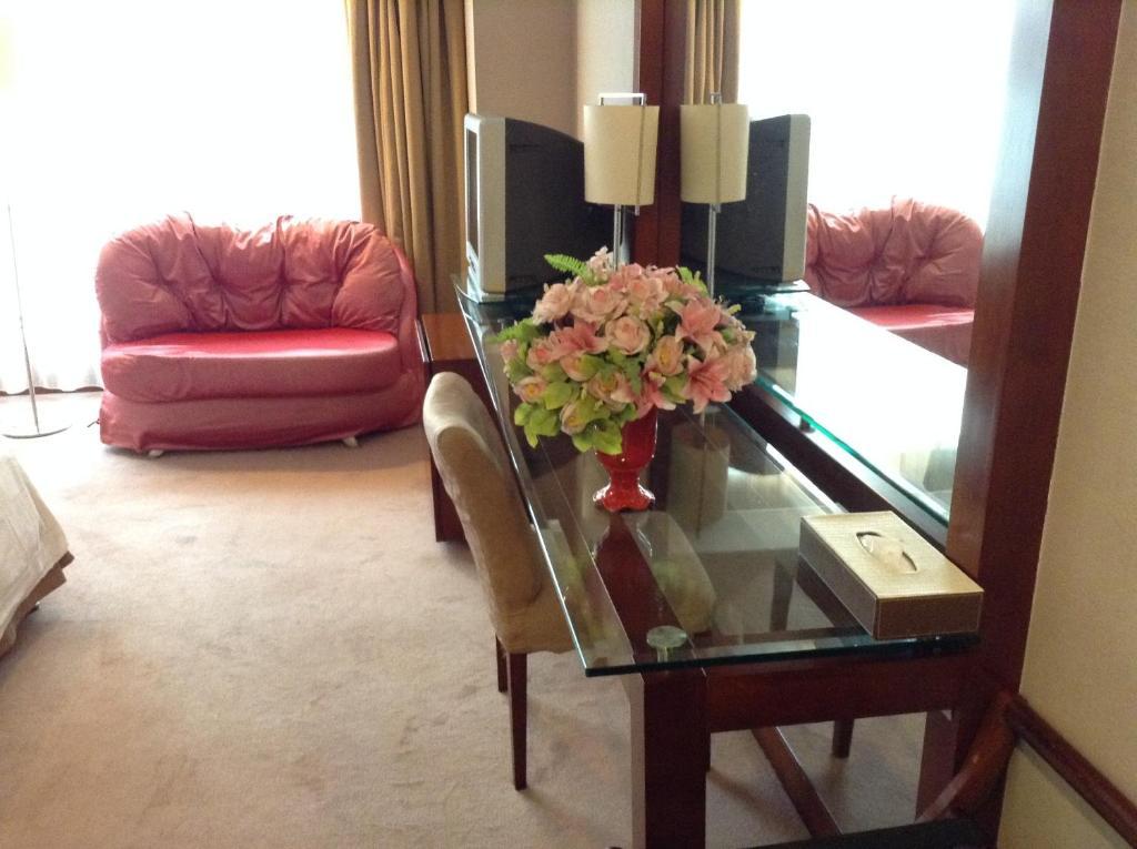 New Times Hotel Shenzhen Railway Station מראה חיצוני תמונה