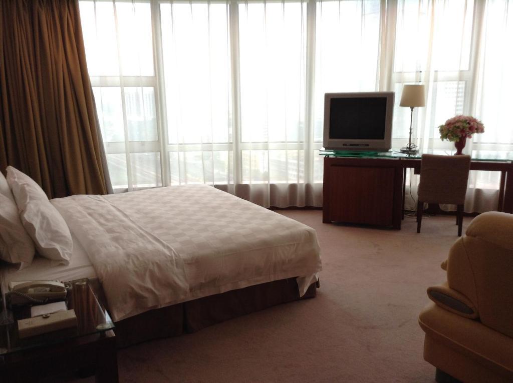 New Times Hotel Shenzhen Railway Station מראה חיצוני תמונה